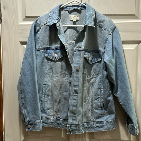 Universal Thread Denim Jacket - Picture 1 of 9